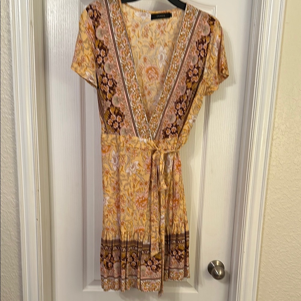 Floral Yellow and Brown Dress - Picture 3 of 11